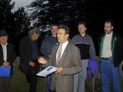 Mit im Bild v.l.n.r. Stadtbaumeister Karl Zintl, Dr. Klaus Arbter, Thomas Pilz, JU-Vorsitzender Stefan Steinhauser und Alois Kraus.
