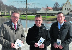 Nicht ohne die Bürger wollen (von links) Stadtoberhaupt Franz Stahl, Stadtbaumeister Andreas Ockl und Dr. Robert Leiner die Zukunft Tirschenreuths planen. Sie fordern die Einwohner auf, an den Konferenzen mitzuwirken.