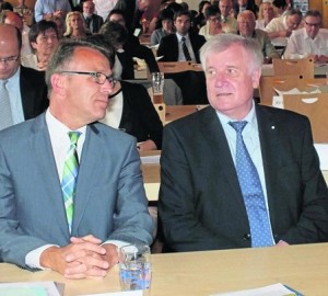 Hoher Besuch für Bürgermeister Franz Stahl: Der Ministerpräsident ist nach Tirschenreuth gekommen.